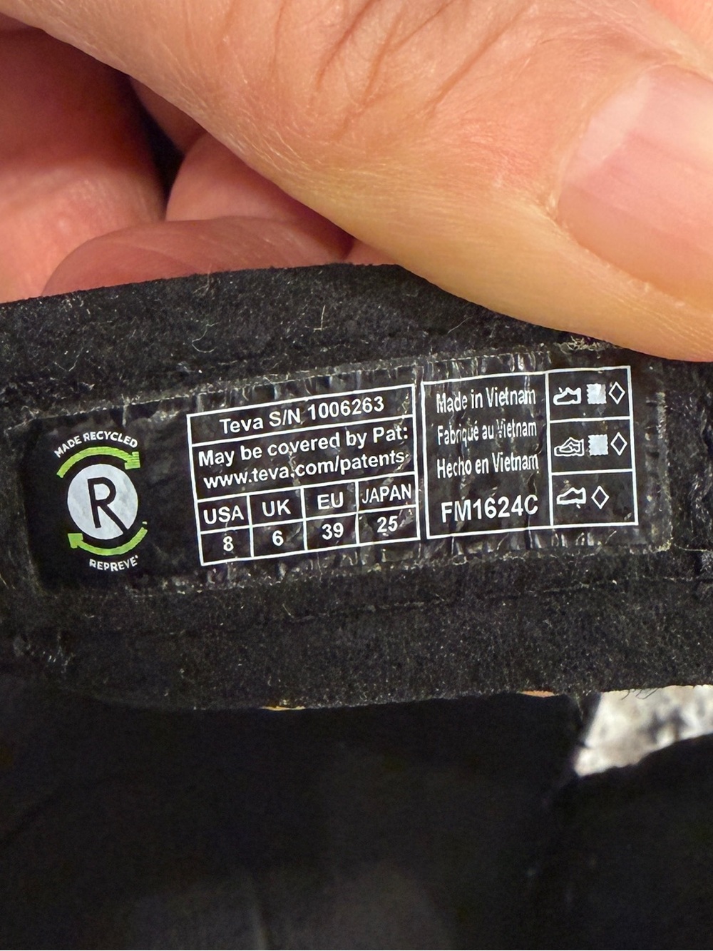 Teva Women's Vera Black Strappy Outdoor Sandals - Picture 8 of 8